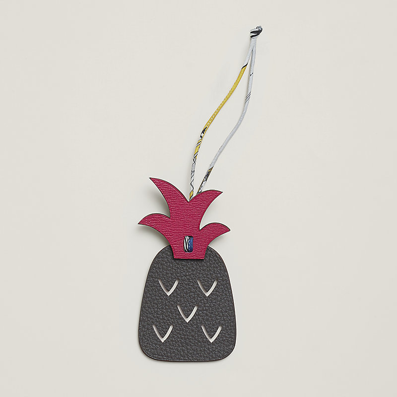 Pineapple and leaf charm | Hermès USA